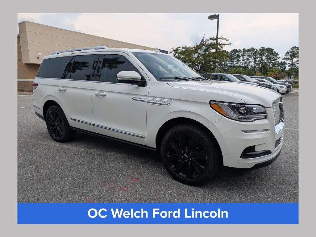 2023 LINCOLN Navigator