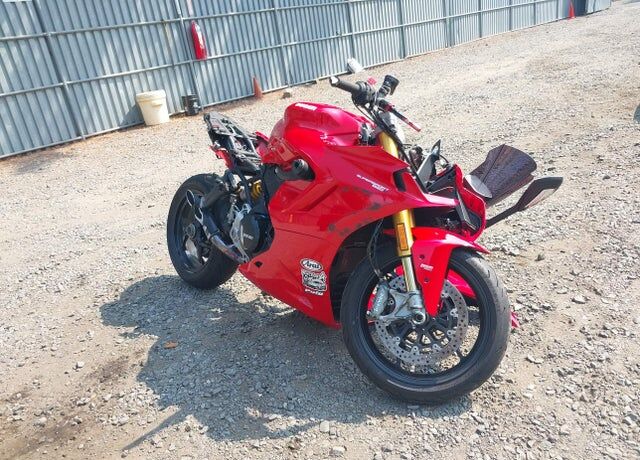 2023 DUCATI Supersport