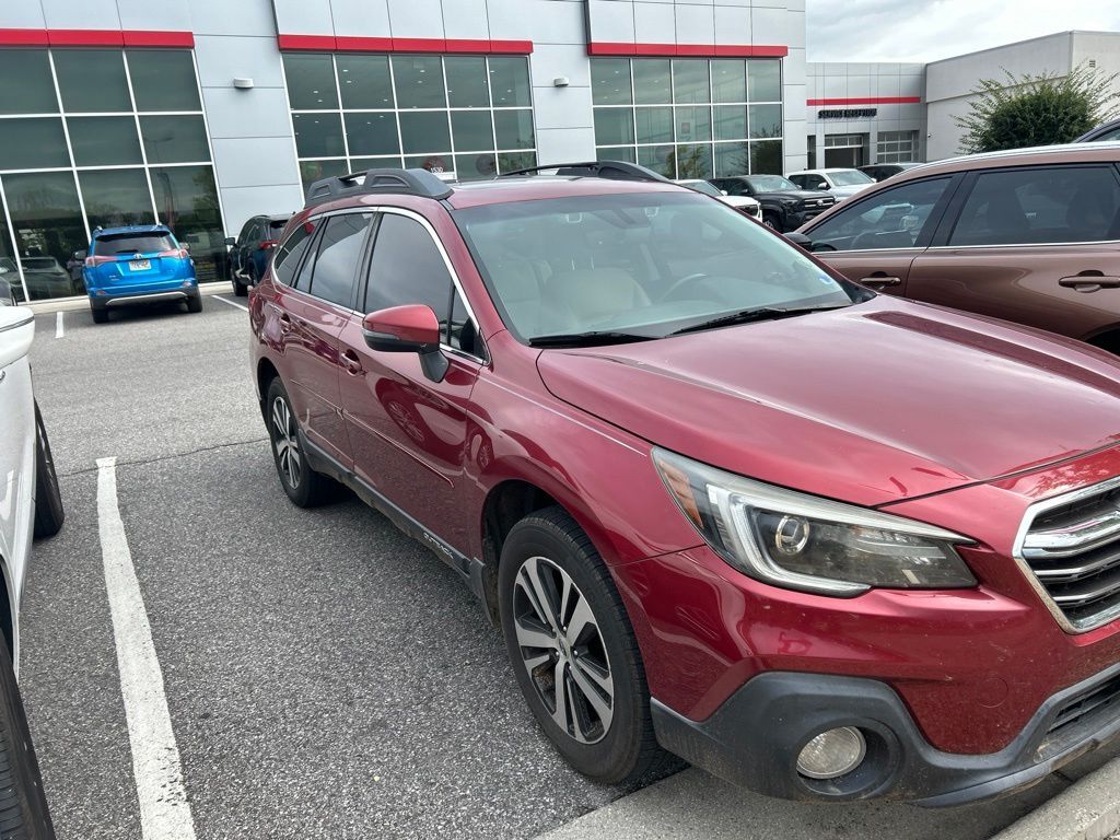 2018 SUBARU Outback