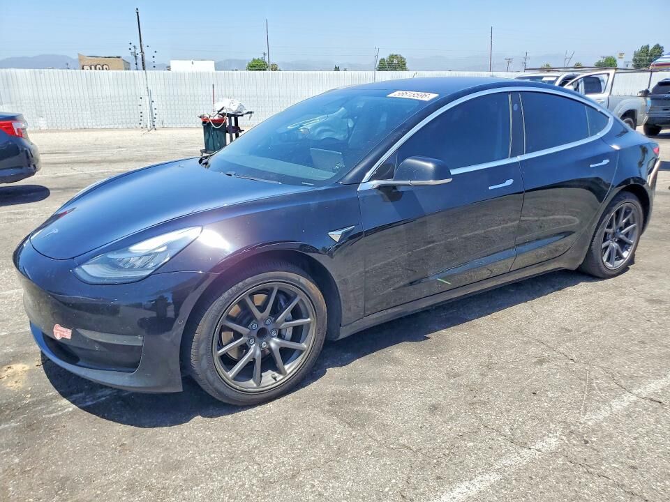 2018 TESLA Model 3