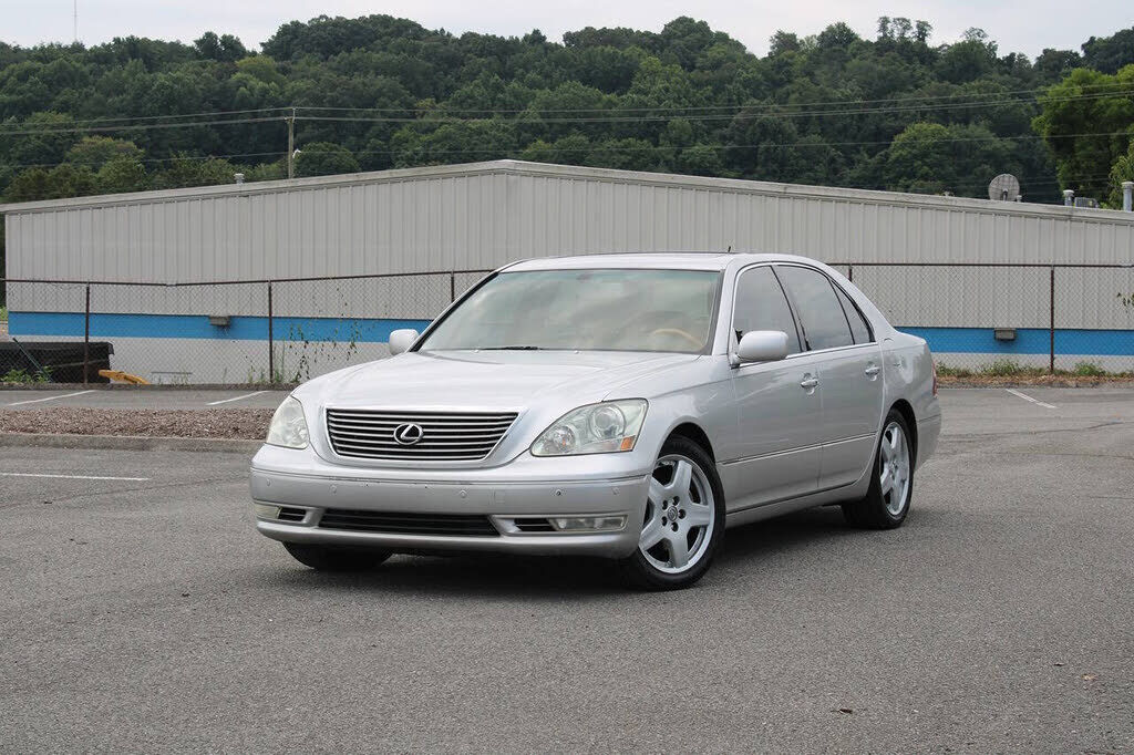 2004 LEXUS LS