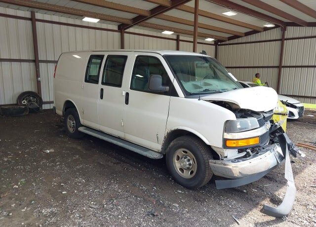 2020 CHEVROLET Express