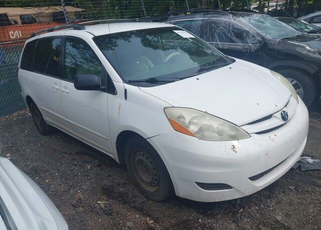 2008 TOYOTA Sienna