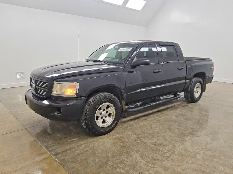 2010 DODGE Dakota