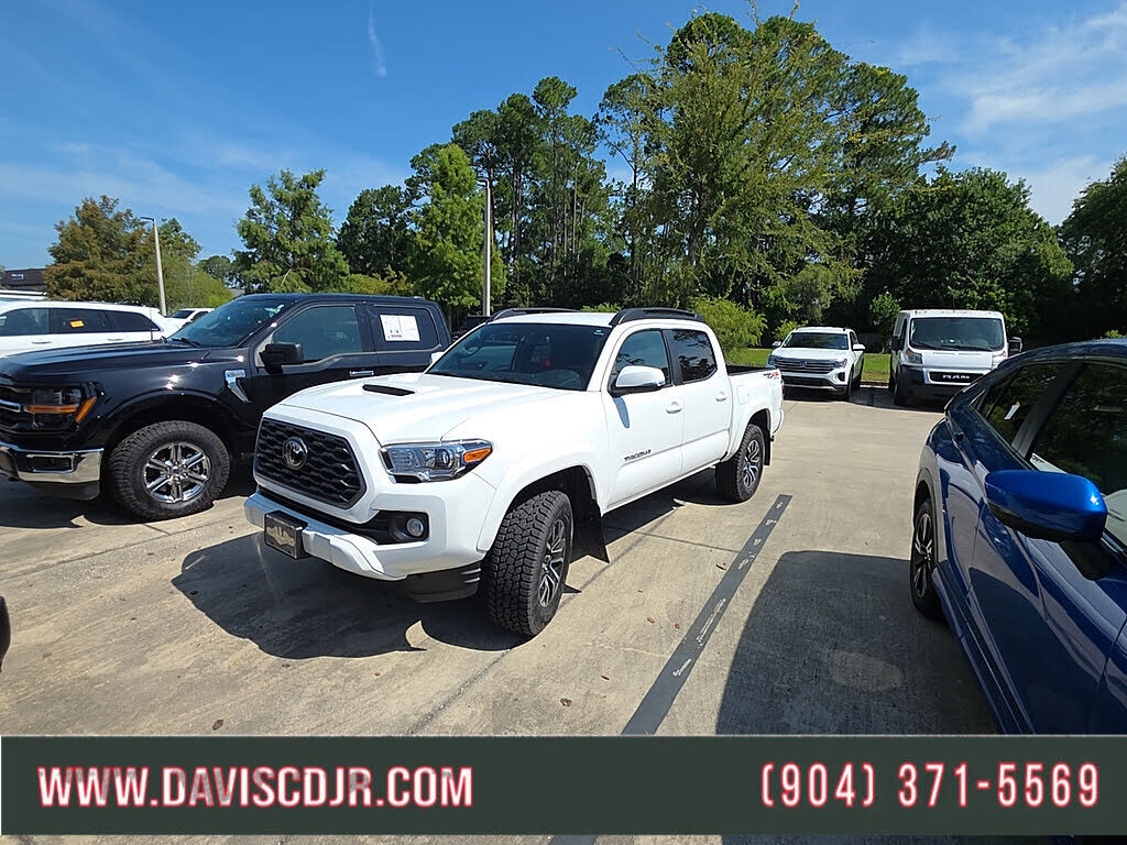 2023 TOYOTA Tacoma