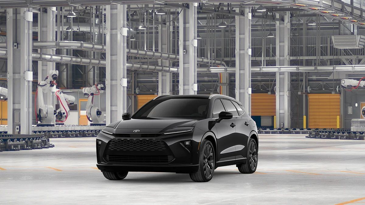2026 TOYOTA Crown Signia