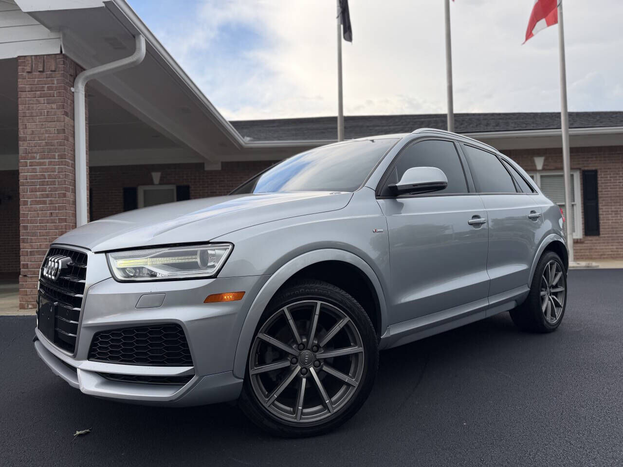 2018 AUDI Q3