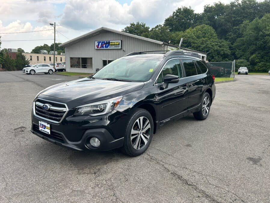 2018 SUBARU Outback