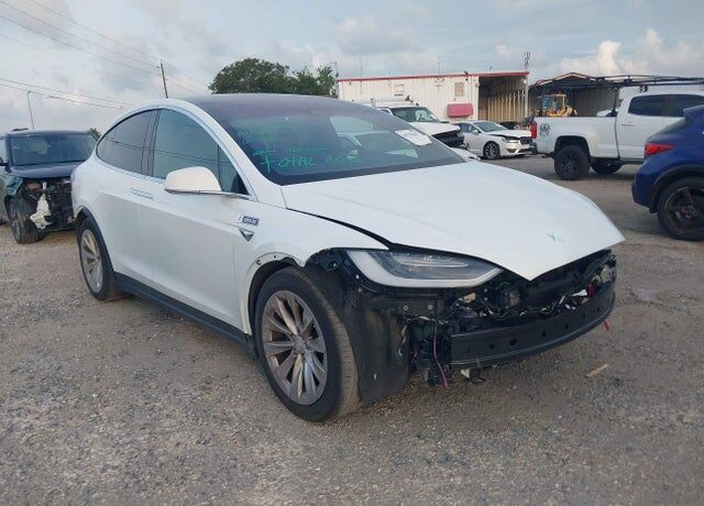 2017 TESLA Model X