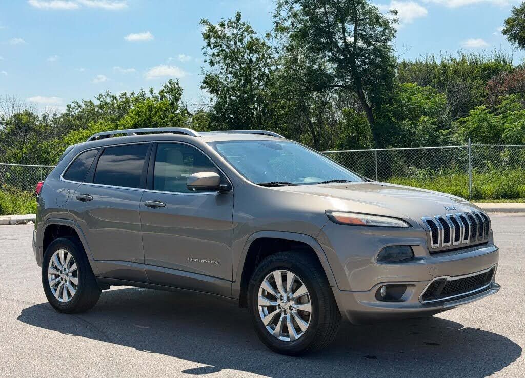 2017 JEEP Cherokee