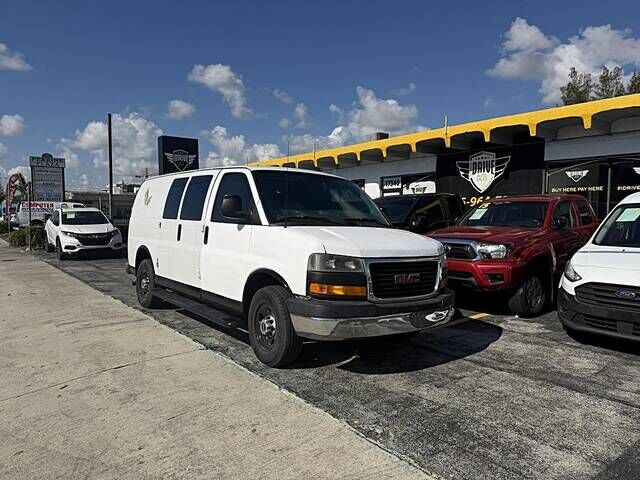 2014 GMC Savana