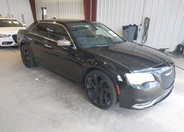 2017 CHRYSLER 300