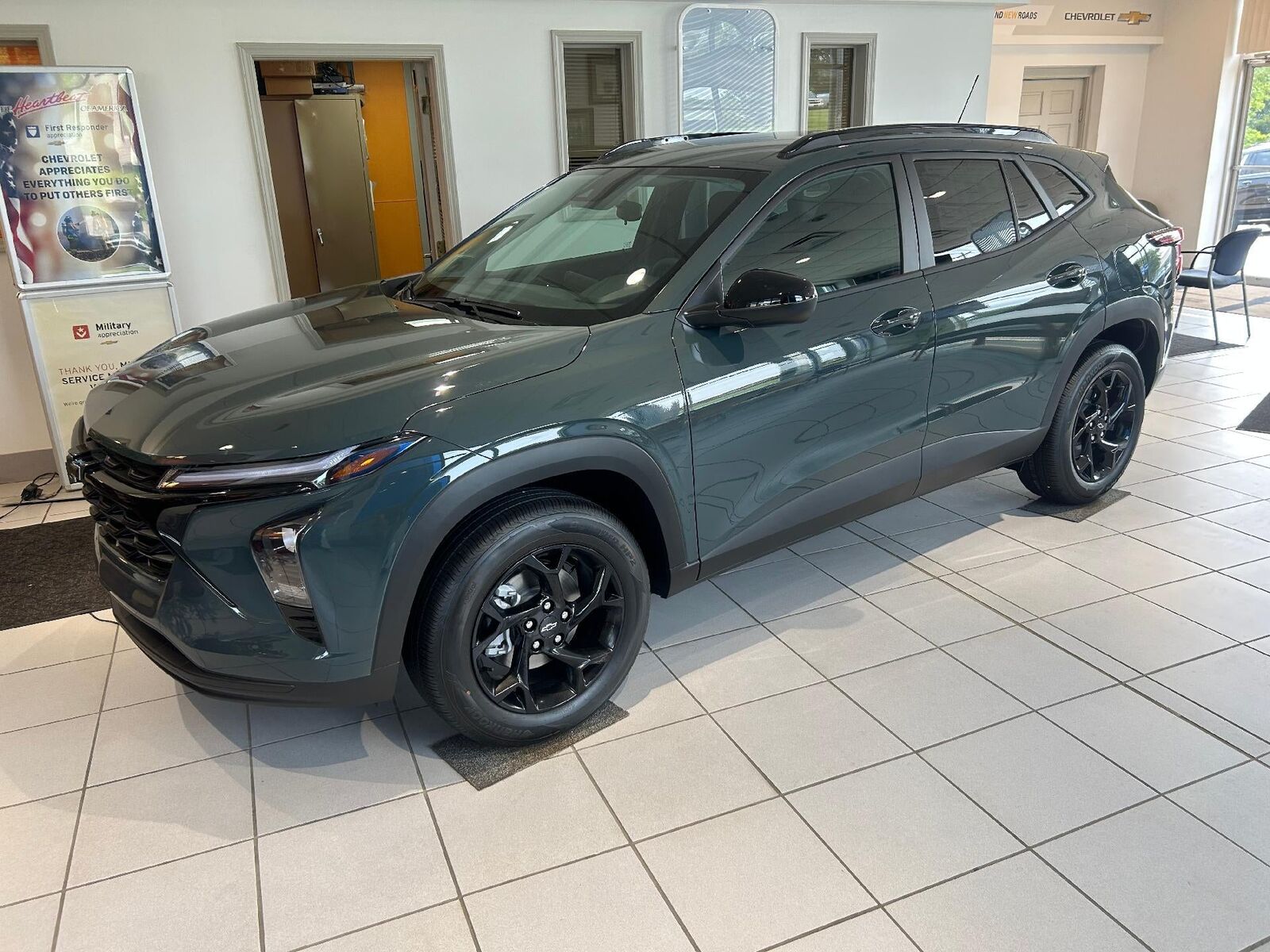 2026 CHEVROLET Trax