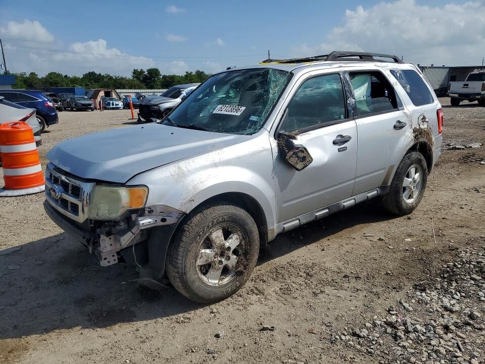 2011 FORD Escape