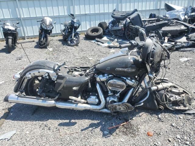 2021 HARLEY DAVIDSON FLHX / Street Glide