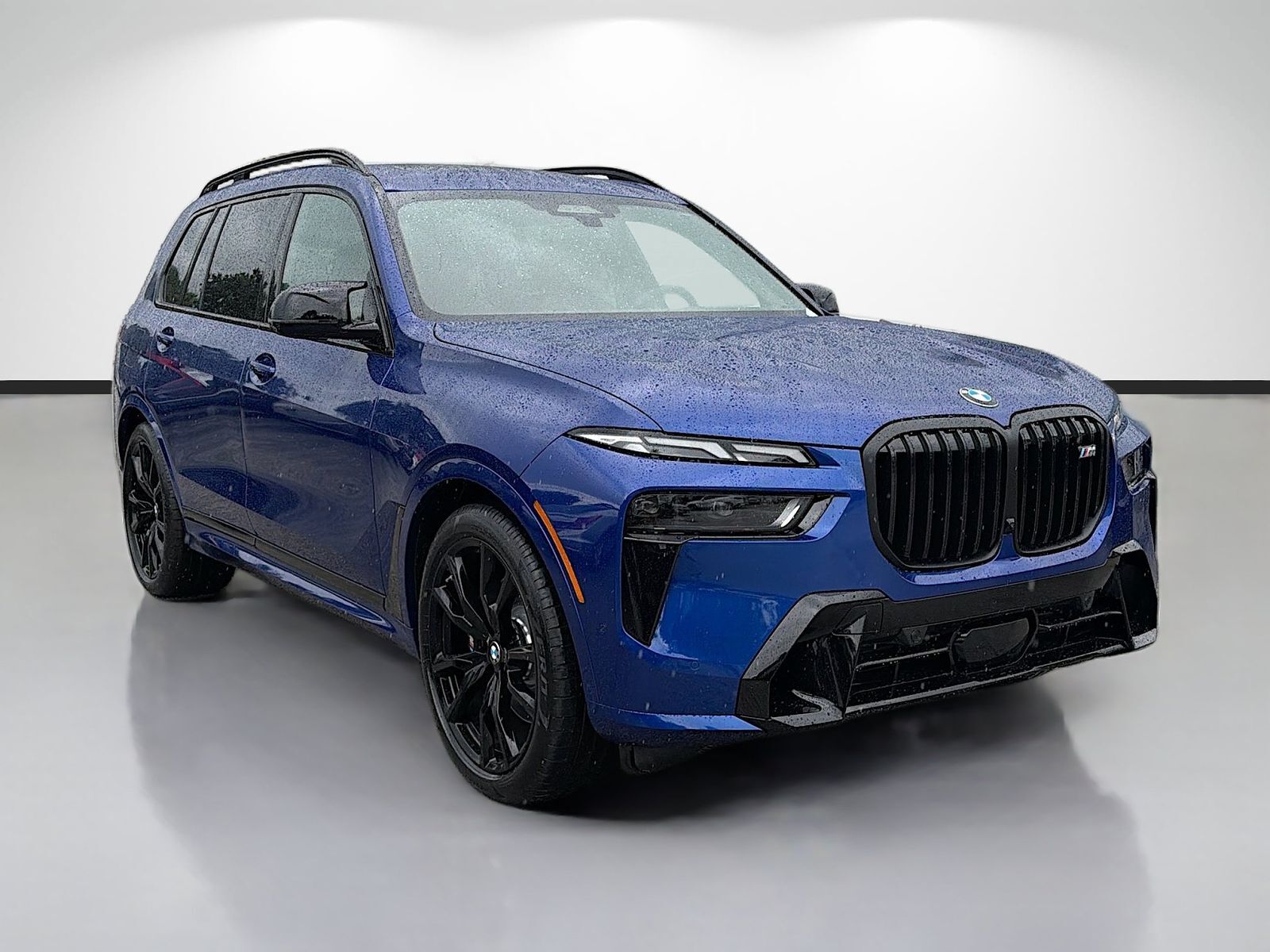 2027 BMW X7