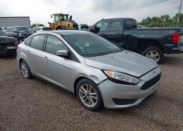 2017 FORD Focus