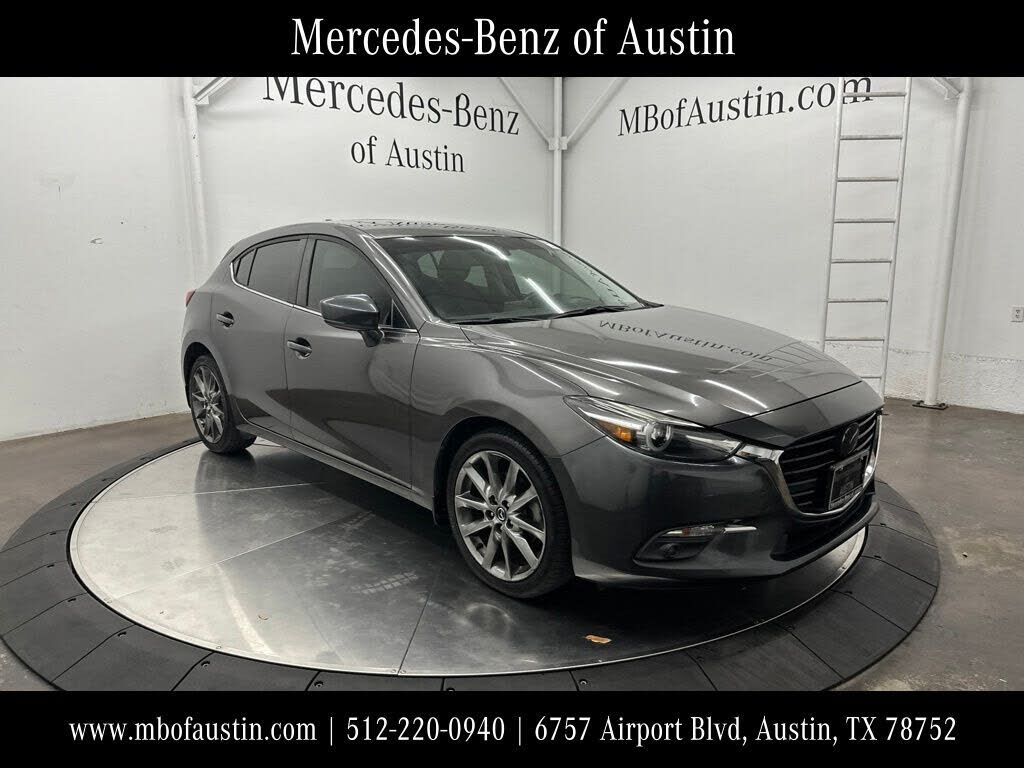 2018 MAZDA Mazda3