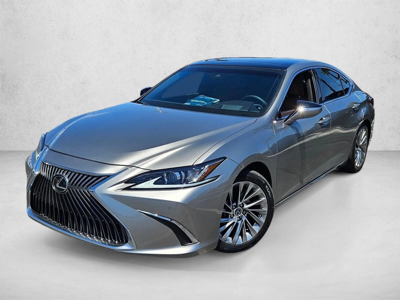 2019 LEXUS ES