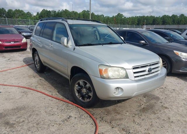 2004 TOYOTA Highlander