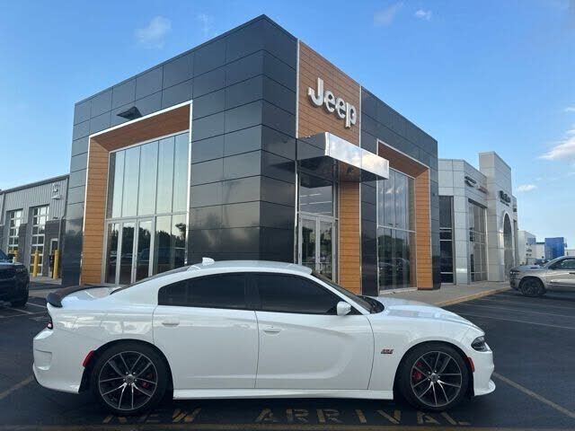 2017 DODGE Charger