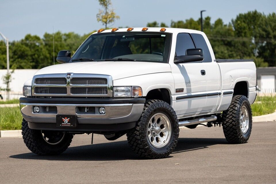 2002 DODGE Ram