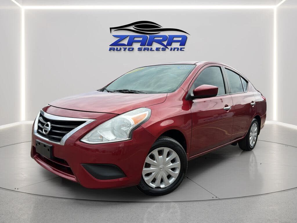 2016 NISSAN Versa