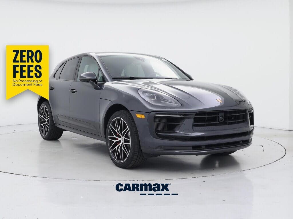 2022 PORSCHE Macan