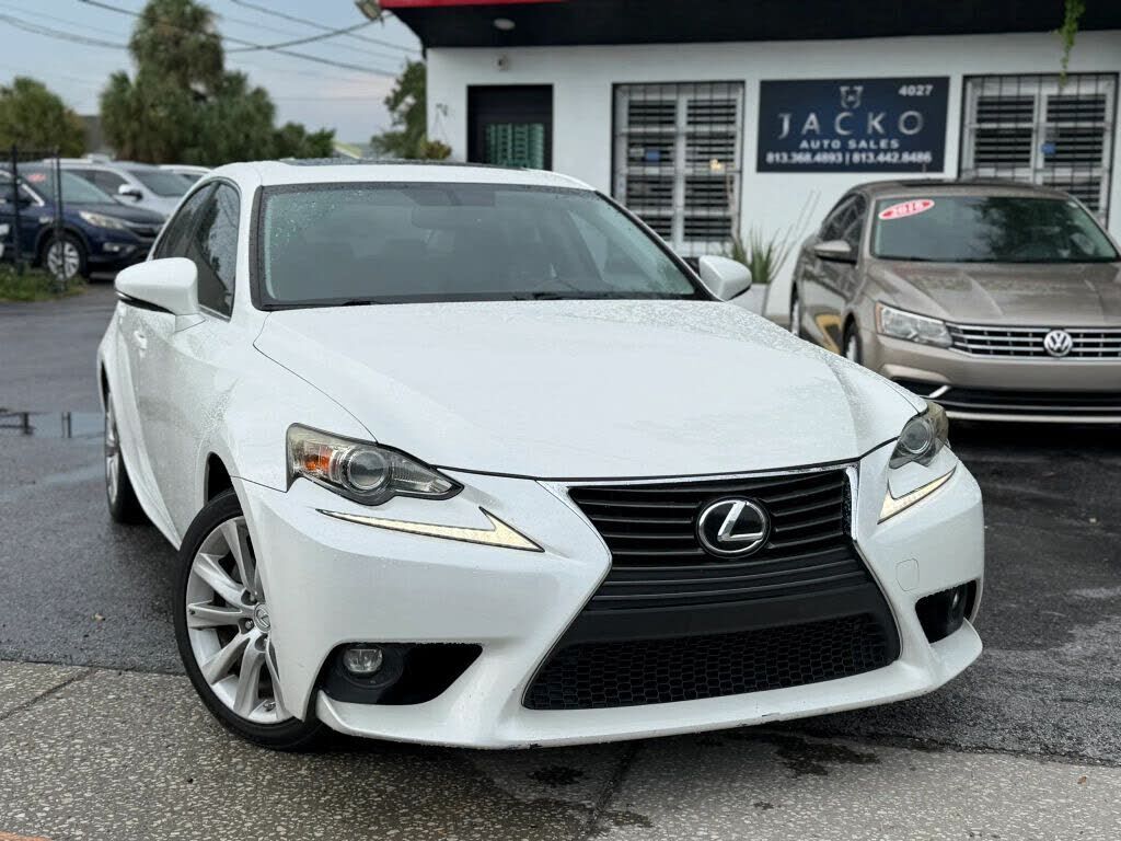 2015 LEXUS IS
