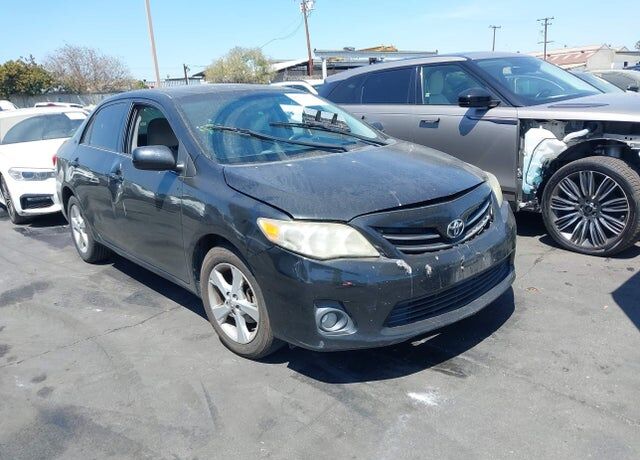 2013 TOYOTA Corolla