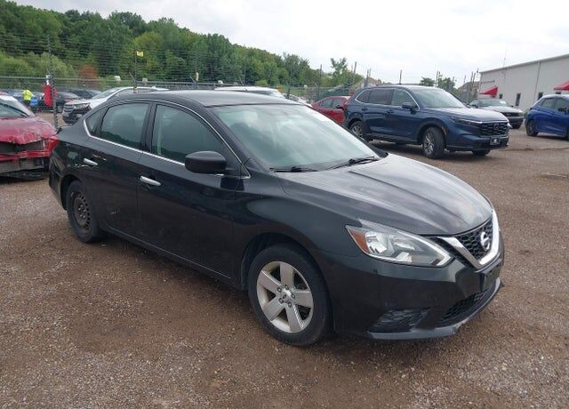 2016 NISSAN Sentra