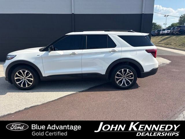 2024 FORD Explorer