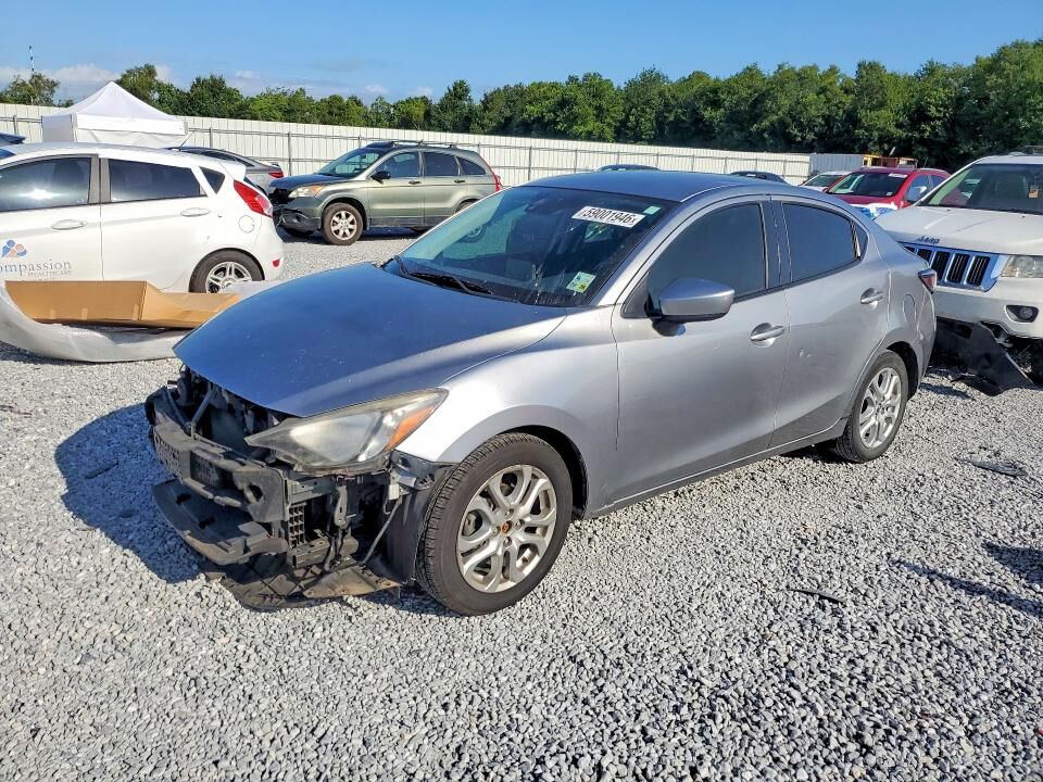 2016 TOYOTA Scion