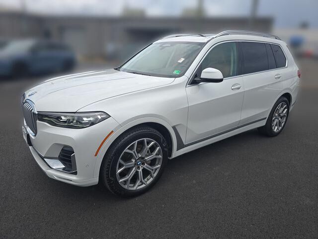 2022 BMW X7