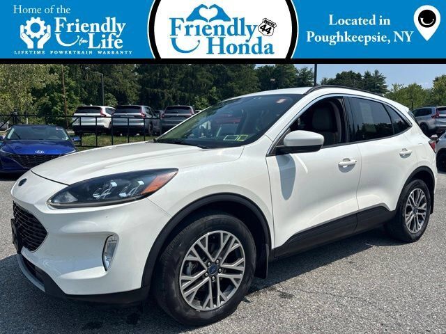 2020 FORD Escape