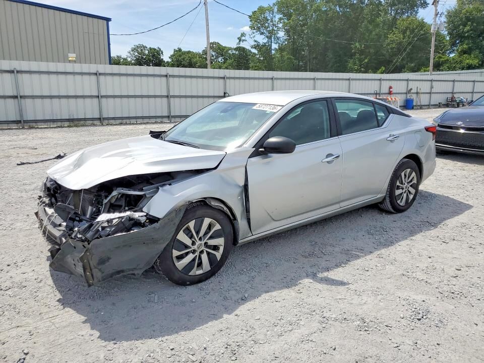 2024 NISSAN Altima