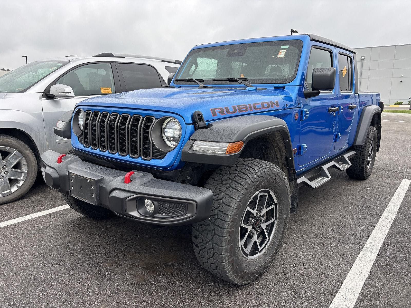 2024 JEEP Gladiator