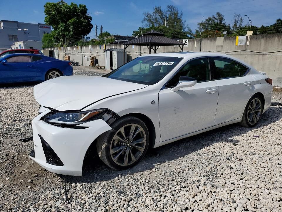 2020 LEXUS ES