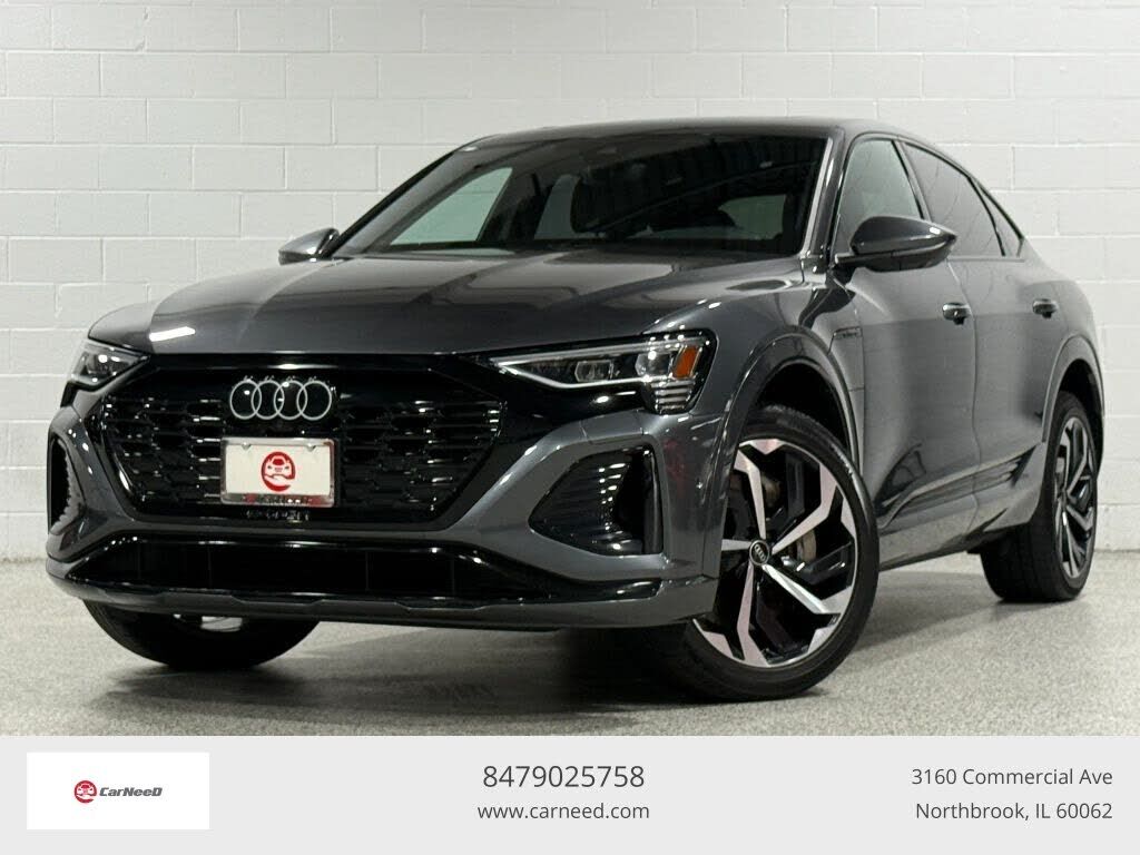 2024 AUDI Q8