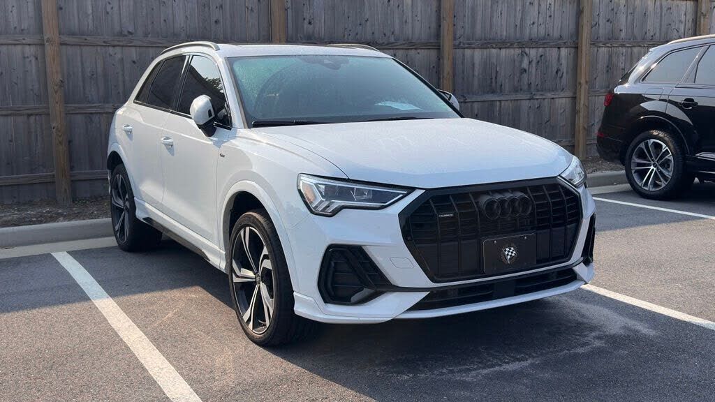 2024 AUDI Q3
