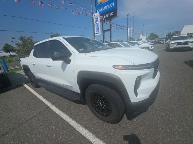 2024 CHEVROLET Silverado EV