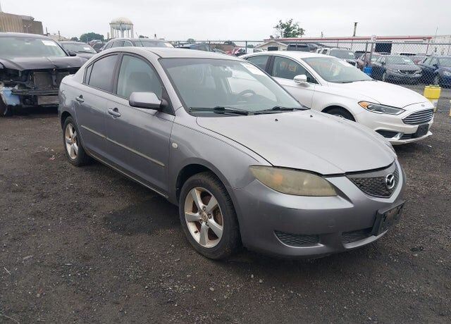 2005 MAZDA Mazda3