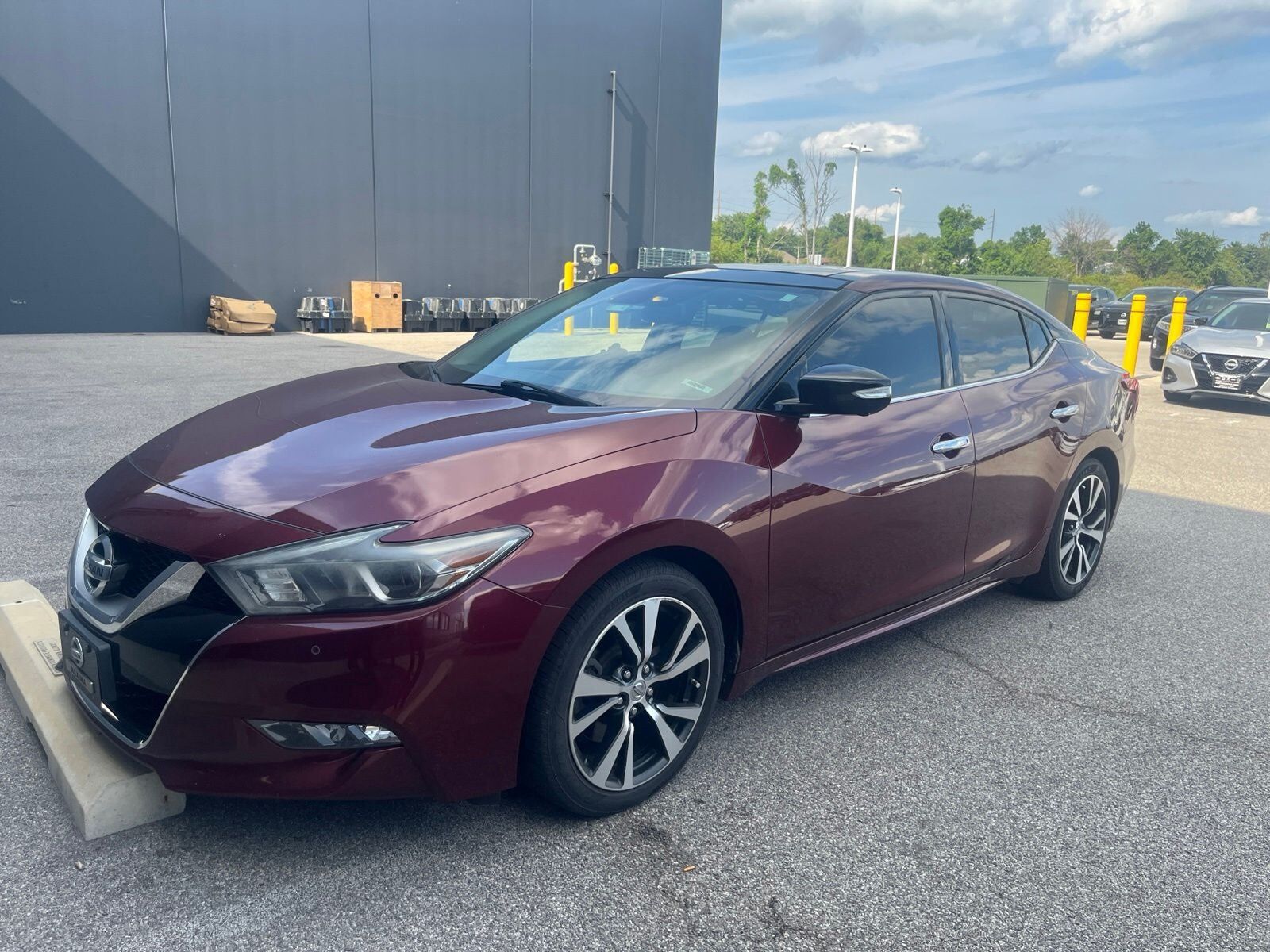 2016 NISSAN Maxima