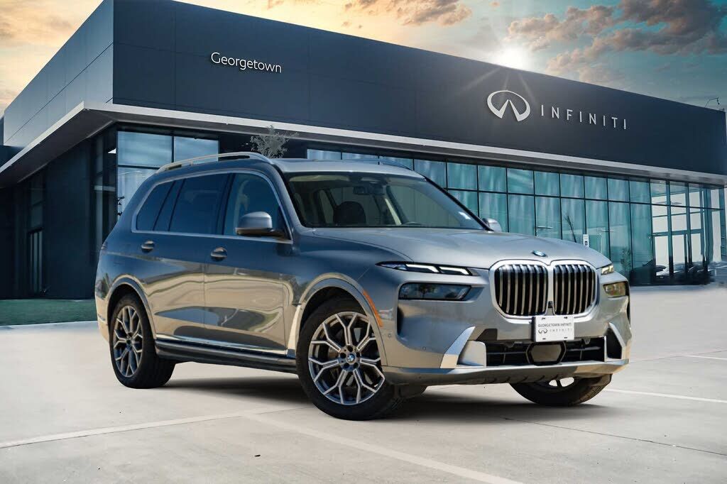 2024 BMW X7