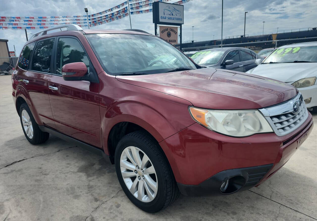 2011 SUBARU Forester