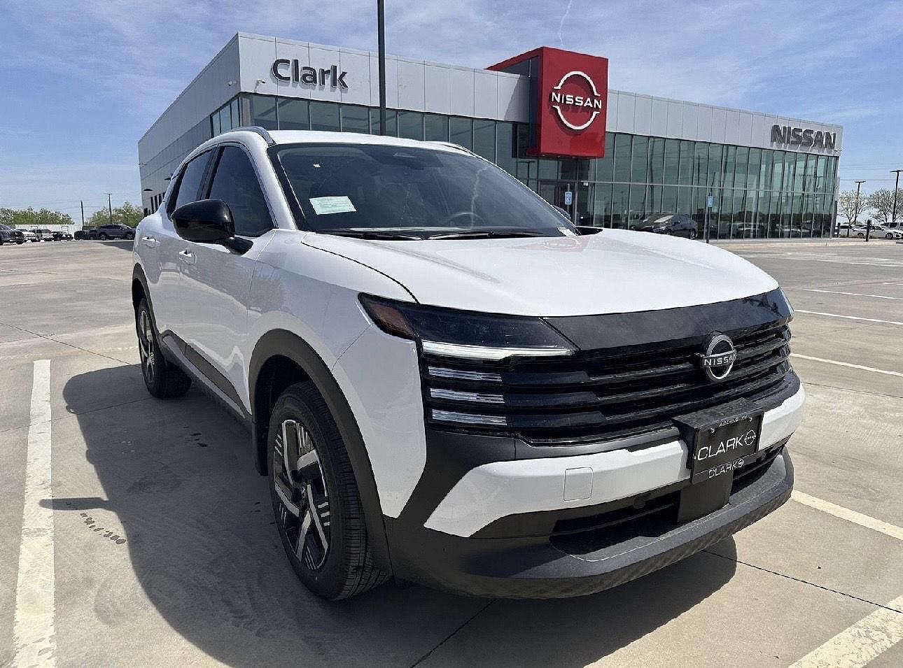 2026 NISSAN Kicks