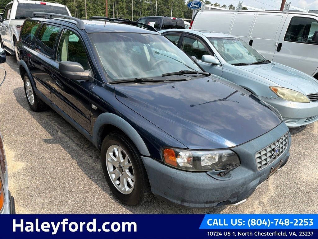 2004 VOLVO XC70