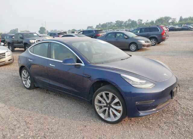 2018 TESLA Model 3