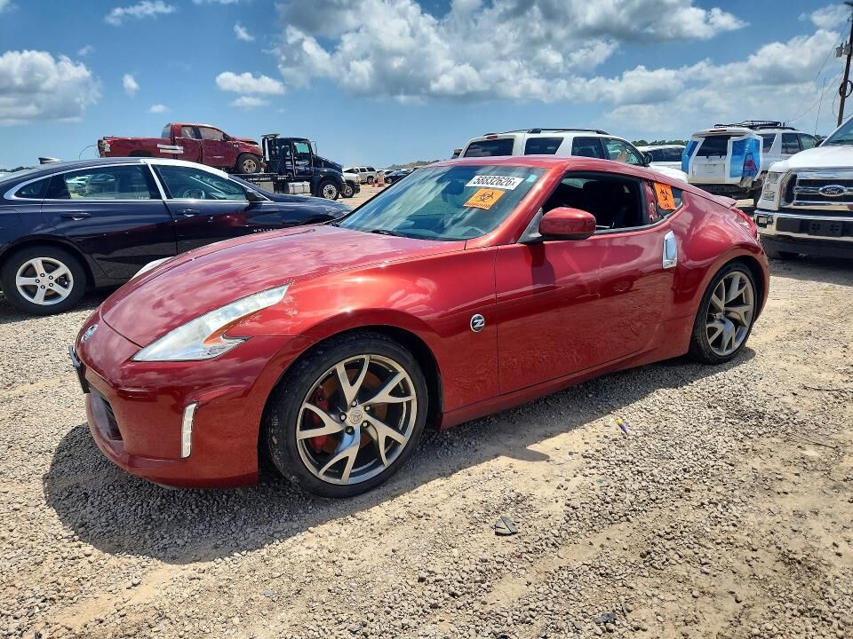 2014 NISSAN 370Z