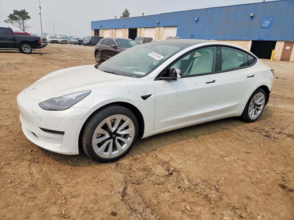 2023 TESLA Model 3